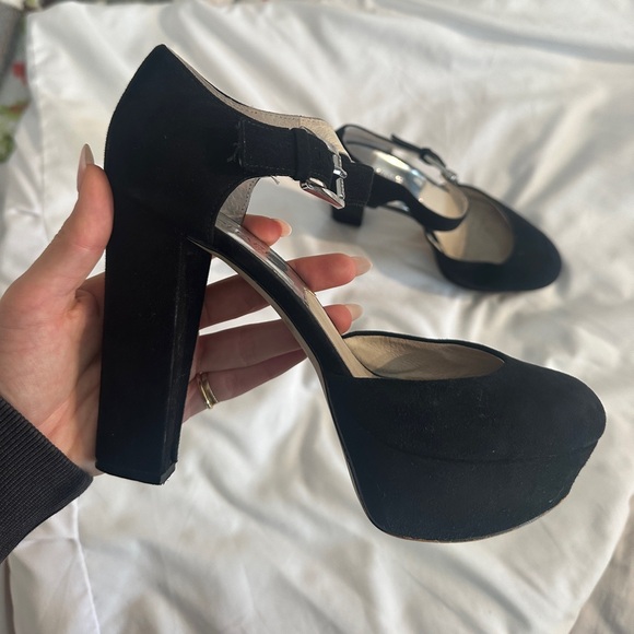 Michael Kors Heels - Picture 3 of 3